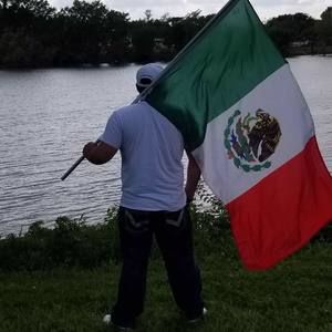 Meet your Posher, Esteban